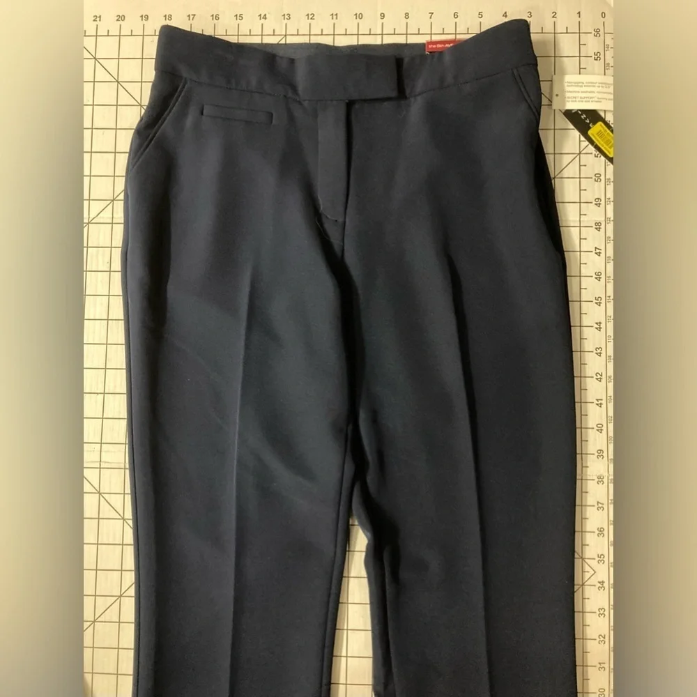 NWT Investments Petite Women’s Size 6P S Navy‎ Straight Leg 5th Ave Fit Pants